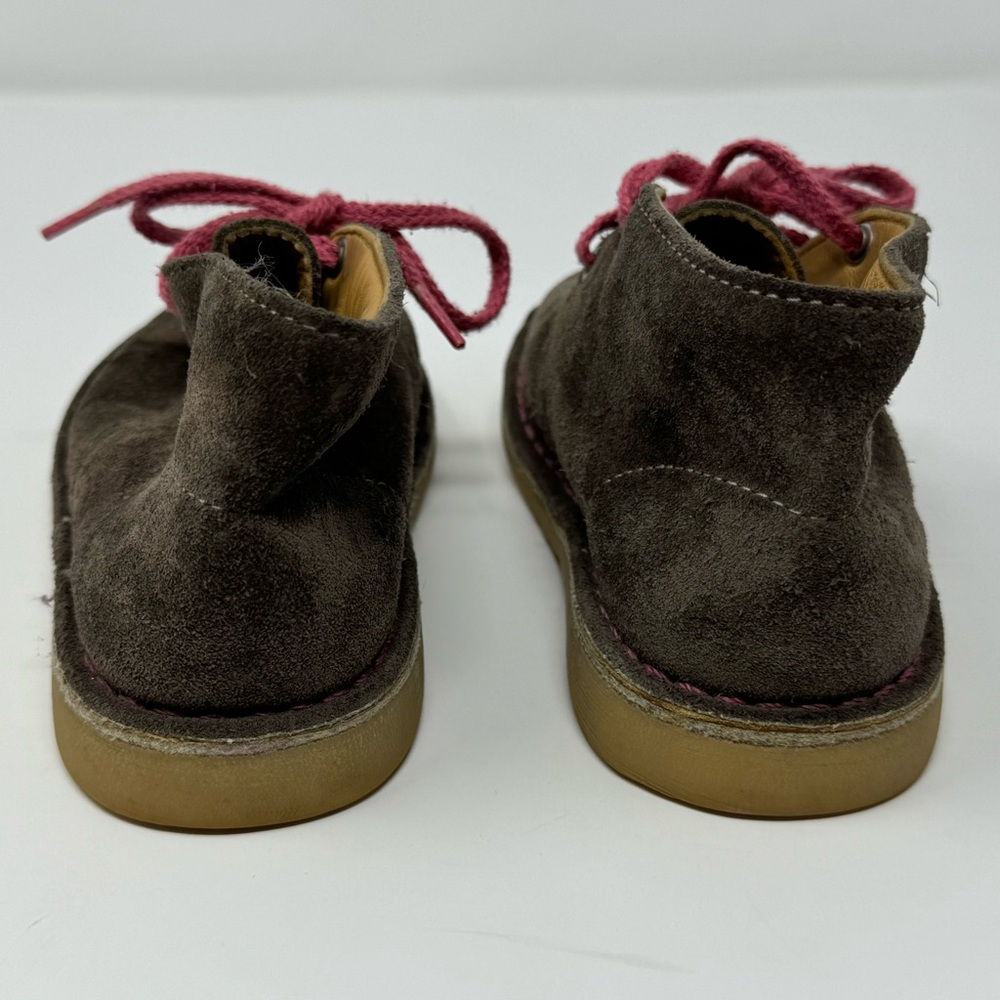 Clarks Originals Chukka Boot‎ Distressed Suede Leather Kids 8W, preppy, classic - Picture 6 of 11